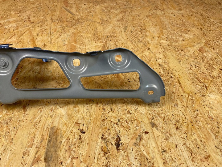 фото №9, Кронштейн крепление крыльев перед правый bmw x1 u11 9883410 9883402