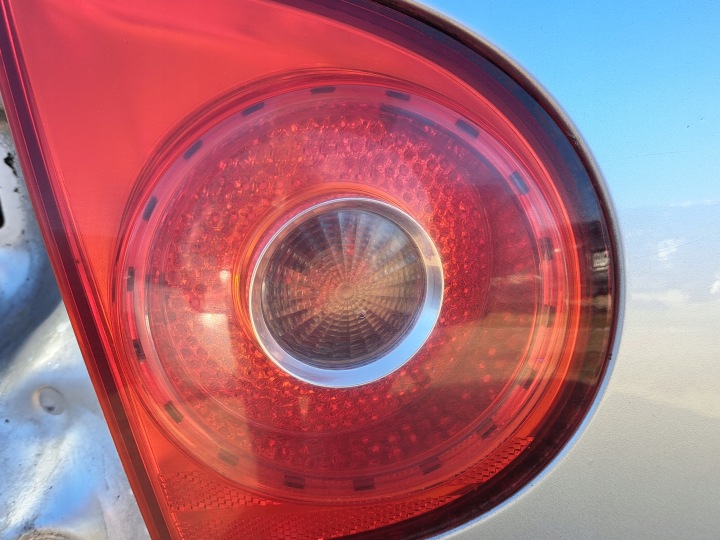 фото №8, Кришка багажника зад комплектна vw golf v hb la7w