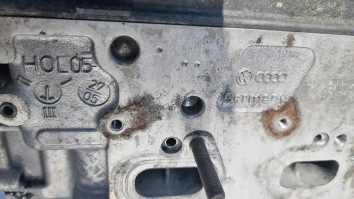 фото №11, Головка права вали audi vw 3,0 tdi v6 bmk asb 0594af