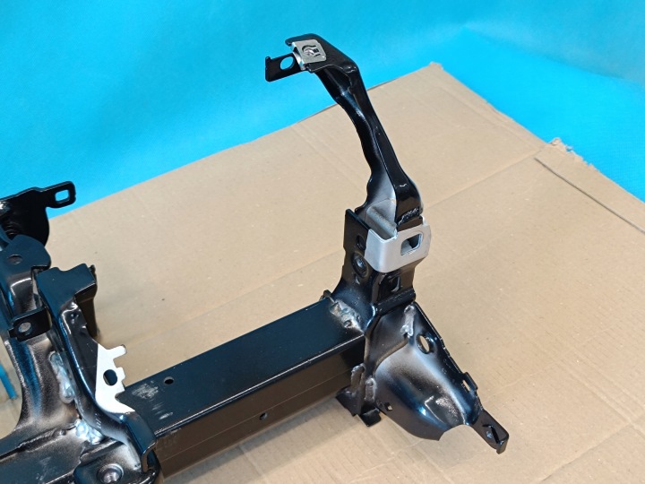 фото №12, Audi a4 b9 avant 2.0 tfsi 150kw 4x4 2023 r каркас панелі консолі 8w1857017d