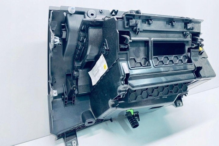 фото №1, Бардачок vw touareg 7p5 7p1857122 3.0l 2011