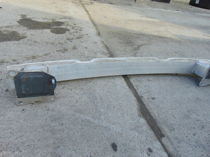 фото №13, Балка бампера зад audi a6 c8 4k0807309