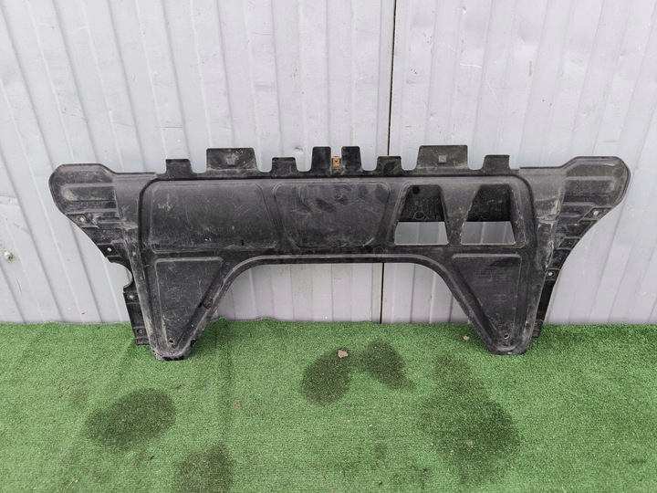 фото №1, Vw passat b8 захист нижня двигуна шасі 3q0825235a