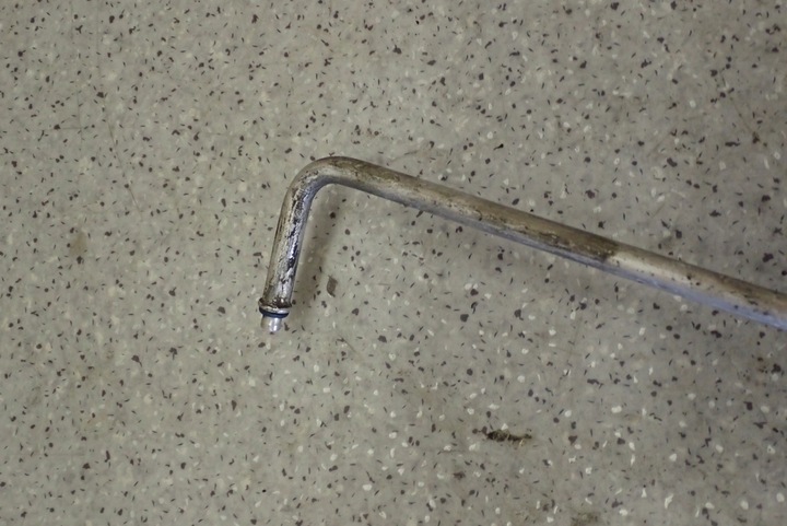 фото №4, Kia sorento 02-07 2.5d шланг кондиціонера