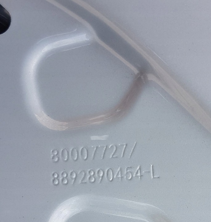 фото №4, Polestar 4 iv дверь передние левая з планка перед 80007727