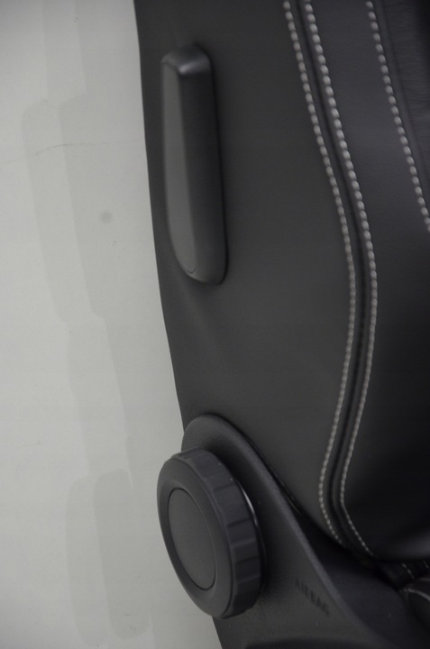 фото №14, Vw passat b8 fl універсал сидіння шкіра алькантара підігрів