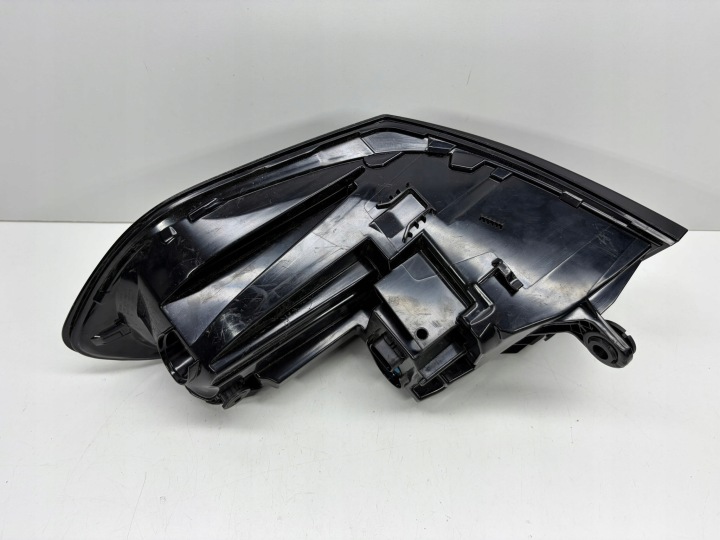 фото №9, Bmw 2 u06 фара задня active tourer ліве зад h3849435911 8494359