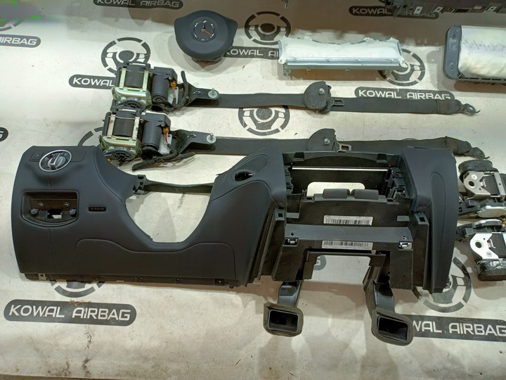 фото №6, Mercedes cls w218 w 218 панель консоль подушка безпеки ремені