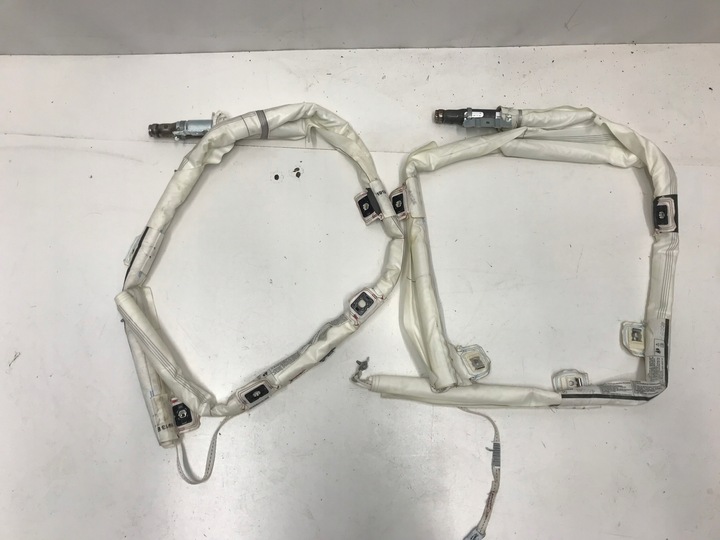 фото №1, Mercedes gle шторка левая/правая 2x