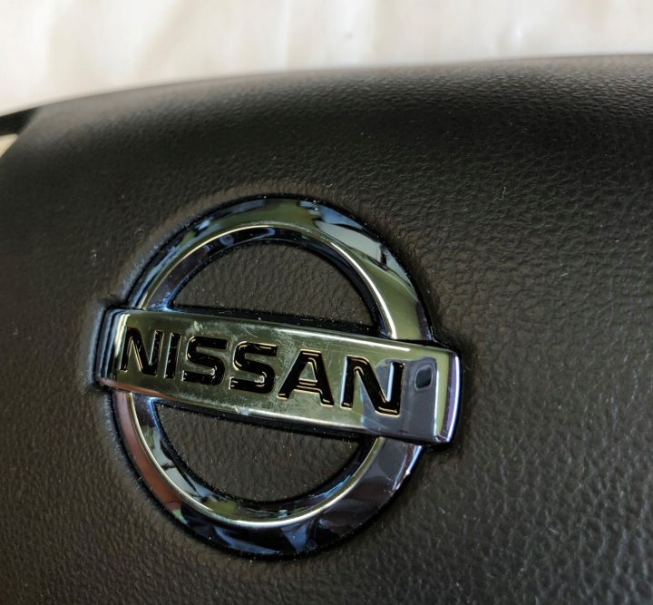 фото №12, Nissan leaf 10-17 подушка подушка водителя оригинал 34210072a