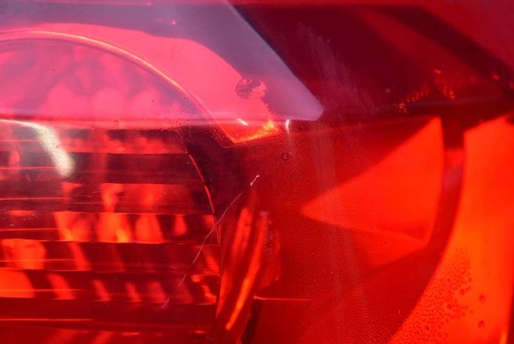 фото №9, Лампа права зад задня 05303752ae dodge caliber 06-12