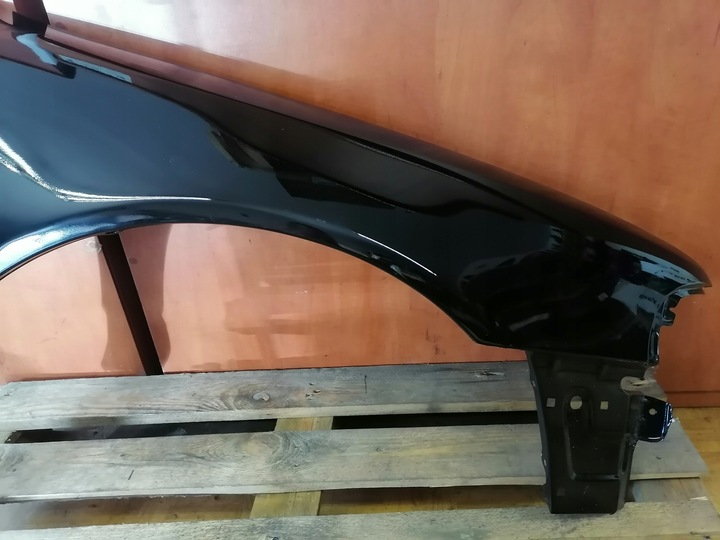 фото №8, Крило правий перед audi a4 b5 дорестайлінг ly9b з отвір na емблема