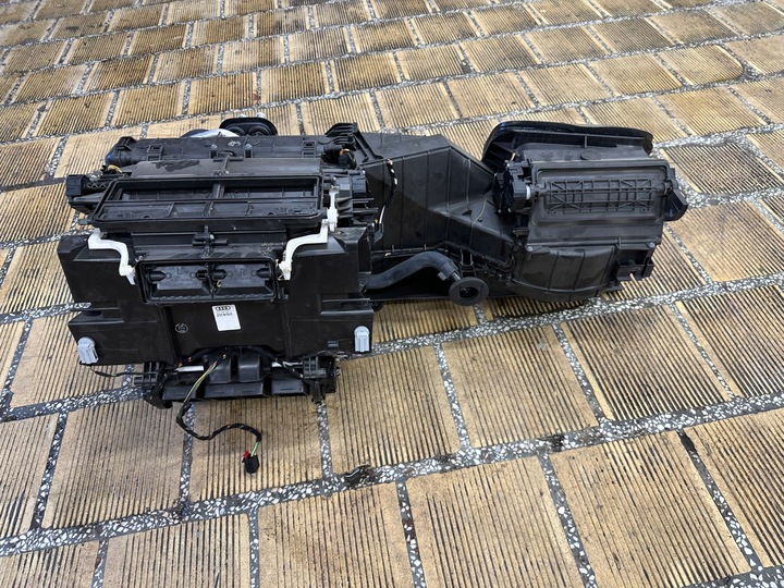 фото №1, Отопитель a6 a7 c7 оригинал 4g0820005l