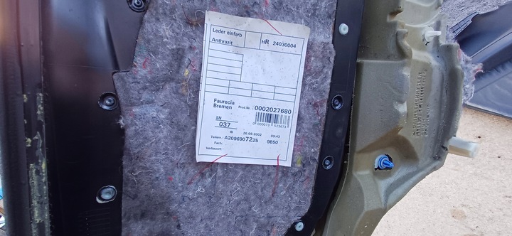 фото №11, Mercedes w209 clk боковина оббивка зад лівий lub праві шкіряний