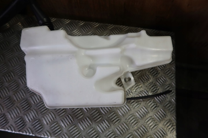 фото №10, Бачок склоомивача range rover evoque bj32-17b613-bd