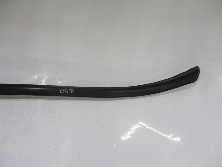 фото №3, Планка накладка стёкла лобовой перед передняя правая правые citroen c4 ii b7