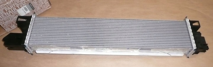 фото №8, 144614882r/oem интеркулер r trafic 2.0dci 19- oem номер