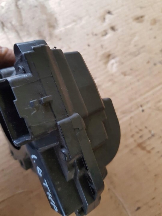 фото №8, Дроссельная заслонка 1.6b bmw f20 760491880