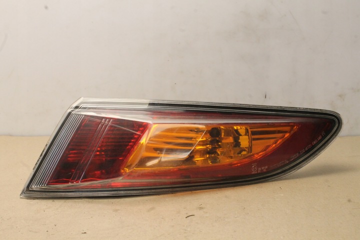 фото №1, Honda civic viii ufo 06r- лампа права задня зад праві