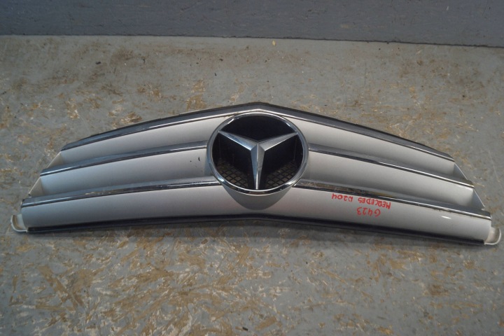 фото №12, Решётка решётка mercedes c w204 a2048800023 g423