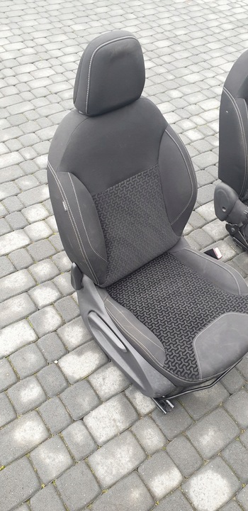 фото №8, Сиденья диван ремни citroen c3 ii 2010-