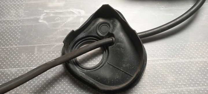 фото №7, Кришка заливання пального прокладка mercedes w204 1,8cgi