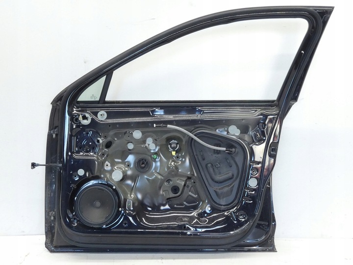 фото №9, Двері праві праві перед передні vw passat b8 lc9x