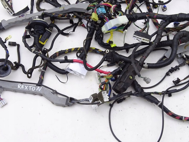 фото №5, Ssangyong rexton 01-06 2.7 xdi жгут установка интерьера компьютера #196