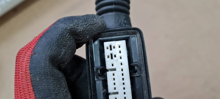 фото №13, A4 b9 8w штекер роз'єм двері перед 4h0972702 a5 8w vw audi