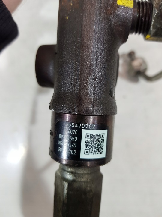 фото №7, Планка впрыскивающий 55490702 opel zafira c astra k 1.6 cdti