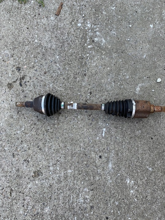 фото №1, Піввісь ліва ford focus mk3 c-max ii av61-3b437-cb