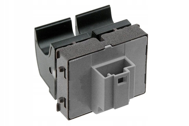 фото №12, Кнопка открывания заливка i багажник