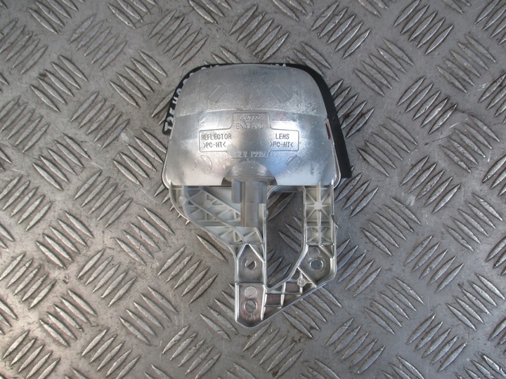 фото №5, Свет противотуманные зад toyota avensis 03-06r