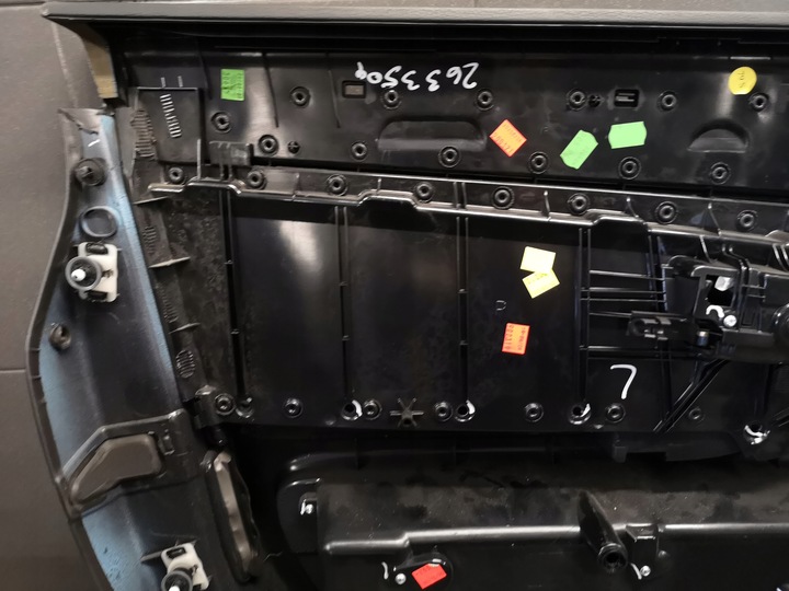 фото №13, Боковина дверь правые перед b&o audi a8 d3 soul