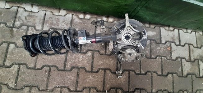 фото №1, Амортизатор mcpherson  поворотный кулак ступица амортизатор правые перед kia niro 1.6 гибрид 16-20