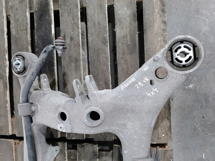 фото №4, Візок, траверса зад alfa romeo stelvio