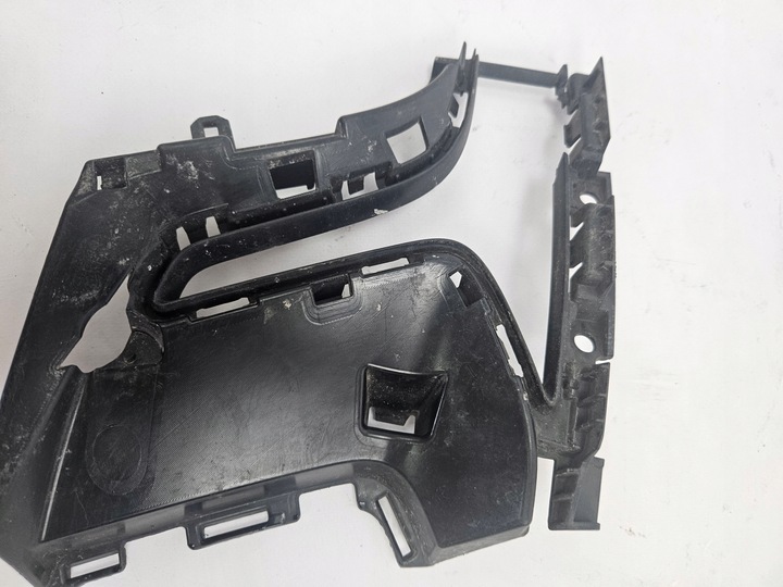 фото №11, Audi a6 c8 s-line 2018 - решітка бампера перед праві 4k0807698