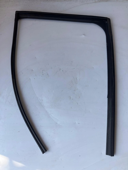 фото №1, Рамка прокладка двері правий зад mazda cx5