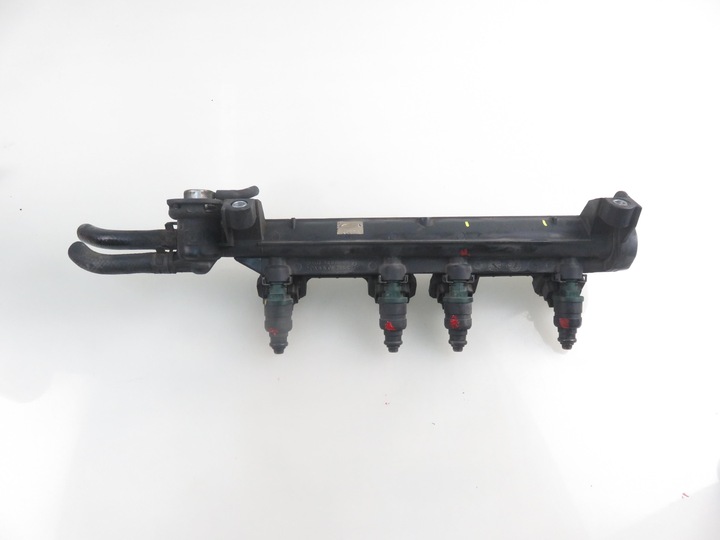 фото №1, Планка вприскувальний audi a3 8l1 1.6 - akl 06a133317a 037906031aa akl