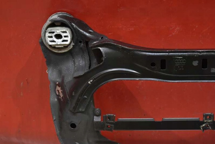 фото №10, Підрамник балка візок колиска перед audi a8 d3 4.2 tdi 326 km quattro 05-07