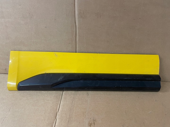 фото №1, Audi q5 ii рестайлінг 80a планка na двері правий зад задня 80a853970