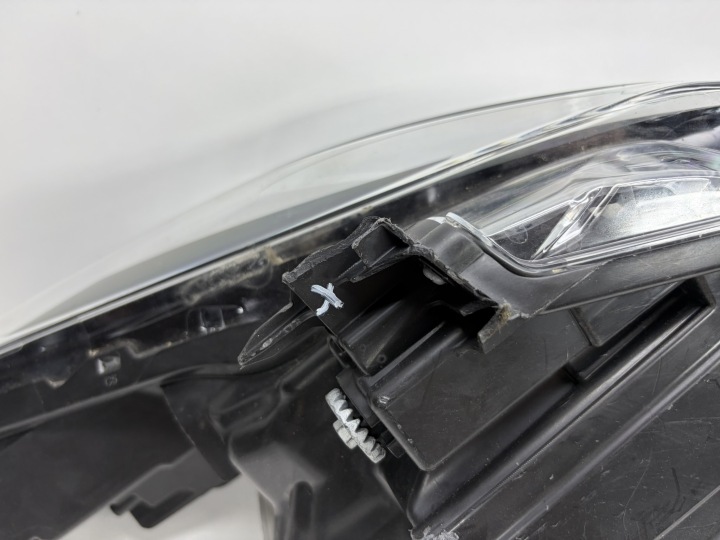 фото №15, Renault zoe рестайлінг фара передня led праве перед 260100279r