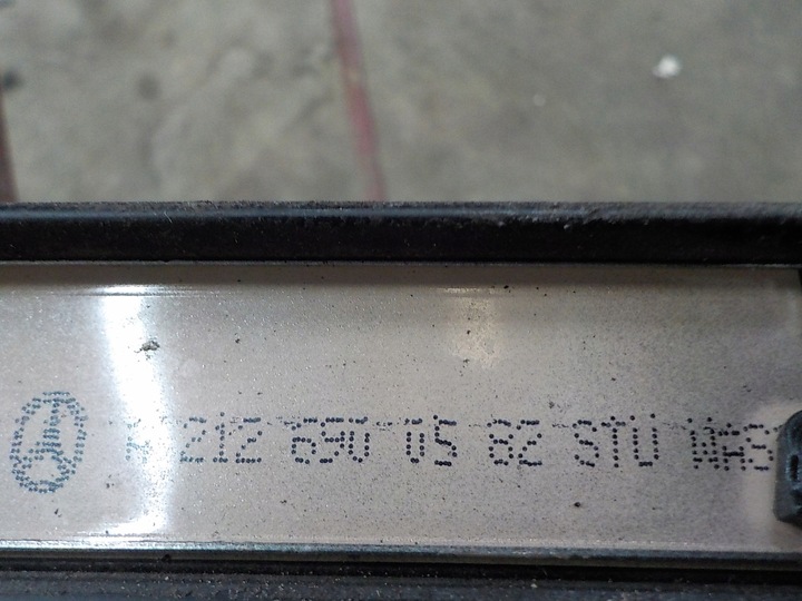 фото №9, E-klasa w212 планки крышные комплект