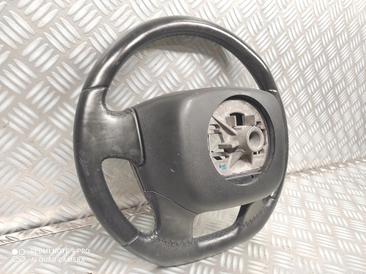 фото №11, Руль кожаный многофункциональная citroen c4 ii b7 citroen ds4 96754515zd