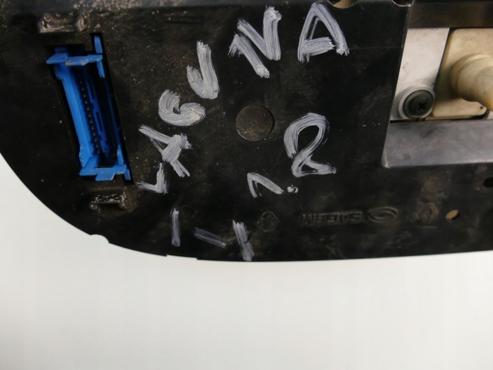 фото №11, Renault laguna i 1.8 b панель приладів європа
