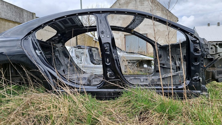 фото №1, Mercedes cla w117 117 sedan поріг стійка середній праві