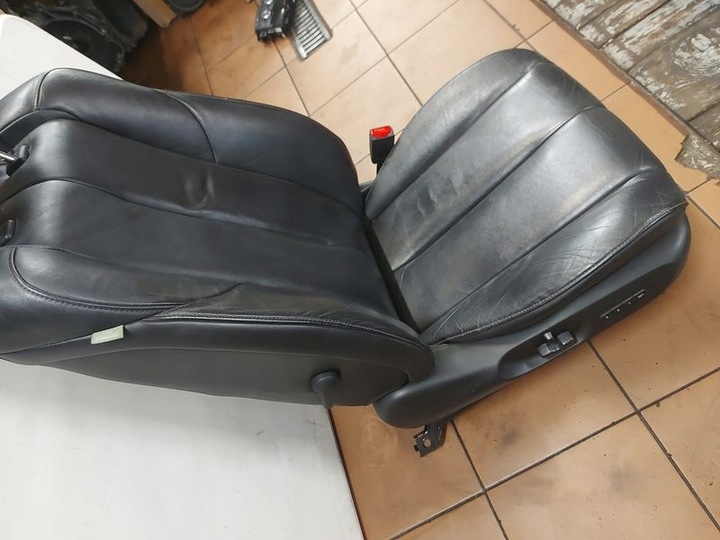 фото №10, Mazda cx-7 рестайлінг сидіння праві перед шкіра з підігрівом електрика пам'ять uk