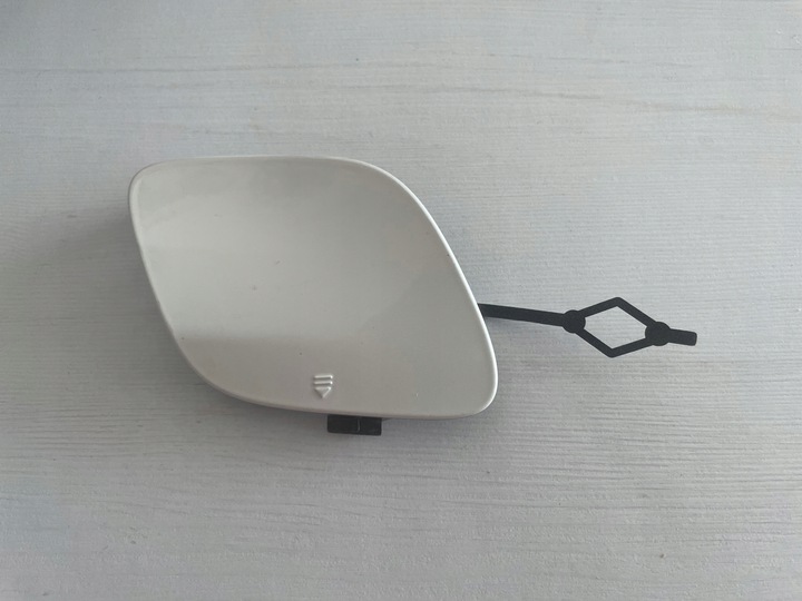 фото №1, Mercedes класс s w223 amg 2020- заглушка фаркоп перед оригинал