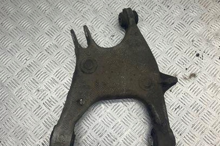 фото №9, Рычаг задний правые bmw 5 f10 6794876 4.4l бензин 300kw 2011