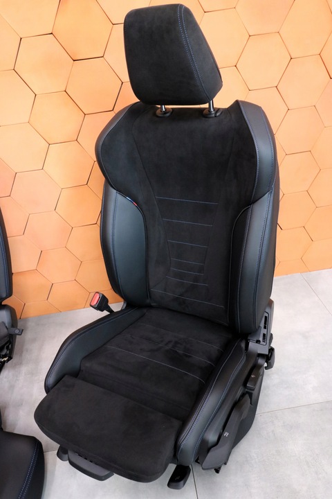 фото №10, Bmw x1 u11 салон сидіння м-пакет harman кардон алькантара / veganza 225km!